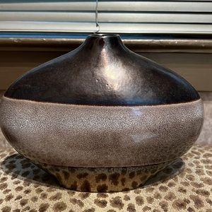 Beautiful Ceramic Antique Vase 11 X 9